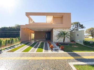 Casa · 130m² · 3 Quartos · 2 Vagas · Casa térrea condominio fechado em Goianira