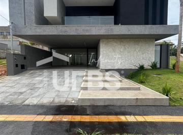 Casa · 261m² · 4 Quartos · 4 Vagas · Sobrado 4 suites - Jardins capri - alto padrão - frente para mata