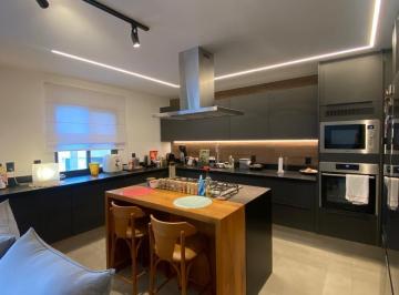 Apartamento · 200m² · 3 Quartos · 2 Vagas · Cobertura em Barra Olímpica  -  Rio de Janeiro