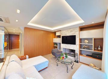 Casa · 268m² · 3 Quartos · 2 Vagas · Casa em Condomínio com 3 Suítes e Piscina no Teresópolis – Porto Alegre