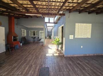 Casa de 5 quartos, Samambaia · Leão Imóveis vende com exclusividade excelente casa na QR 606 - Samambaia Norte