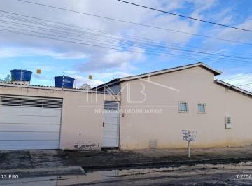 Casa no Entroncamento de Jaguaquara · Casa no Entroncamento de Jaguaquara