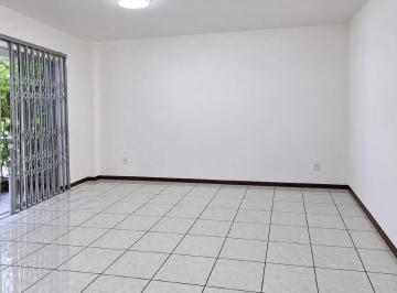 Comercial · 49m² · Imóvel comercial e residencial térrea com 49 m² no Centro de Balneário Camboriú