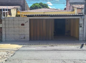 Casa · 89m² · 3 Quartos · 2 Vagas · Casa de 89m² com 3 quartos, sendo 2 suítes na Vila Pery