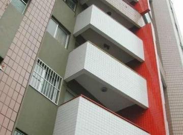 Apartamento · 110m² · 3 Quartos · 2 Vagas · Apartamento 3 quartos com armários sendo 1 suite próximo Av. 13 de Maio