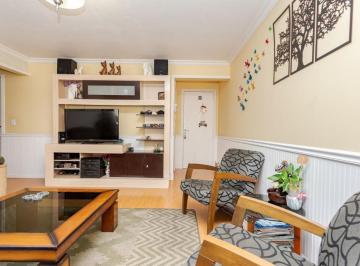 Foto 1 ·
Apartamento com 2 dormitórios à venda, 54 m² por R$ 279.000,00 - Novo Mundo - C
