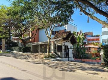 Apartamento · 143m² · 3 Quartos · 2 Vagas · Ótimo apartamento de 3 dormitórios, sendo 1 suíte, com condomínio com infra comp