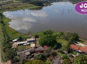 Foto 01 · Chácara à Beira-Lago em Alfenas, 720m² e Casa