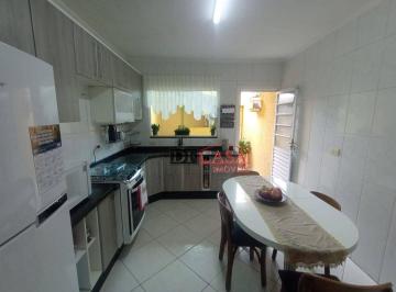 Casa · 144m² · 3 Quartos · 5 Vagas · Sobrado com 3 dormitórios à venda, 144 m² por R$ 680.000 - Penha - São Paulo/SP