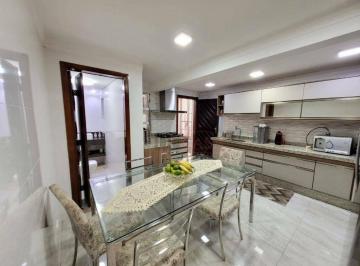 Casa · 170m² · 3 Quartos · 4 Vagas · Sobrado com 3 dormitórios à venda, 170 m² por R$ 950.000,00 - Itaquera - São Paulo/SP
