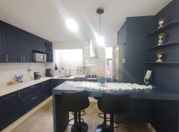 Casa · 80m² · 2 Quartos · 1 Vaga · Sobrado com 2 suítes- Itaquera