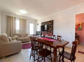Casa · 400m² · 4 Quartos · 4 Vagas · Casa a venda com 4 dormitórios sendo 1 suíte com vaga de garagem a venda.