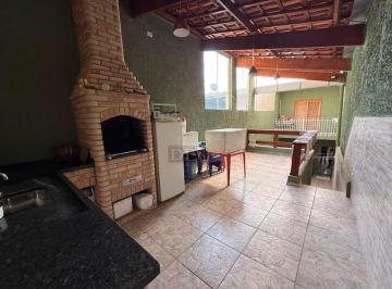 Casa · 171m² · 3 Quartos · 3 Vagas · Sobrado 3 dormitorios em Itaquera