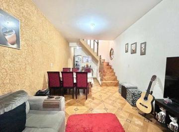 Casa · 174m² · 5 Quartos · 2 Vagas · Sobrado com 5 dormitórios e 2 Vagas - Jardim Senice - Zona Leste