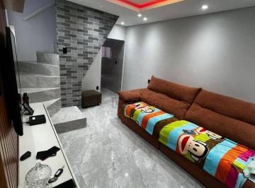 Casa · 100m² · 3 Quartos · 2 Vagas · Sobrado