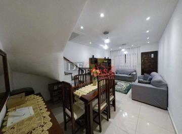 Casa · 97m² · 2 Quartos · 1 Vaga · Sobrado a venda na Vila Matilde com dois dormitórios e uma vaga de garagem.