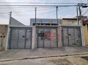 Casa · 98m² · 3 Quartos · 2 Vagas · Sobrado com 3 dormitórios e 1 suíte com 2 vagas de garagem na Ponte Rasa.