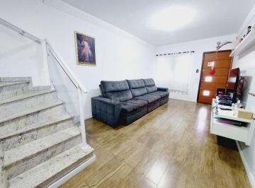 Casa · 162m² · 3 Quartos · 2 Vagas · Sobrado à Venda no Jardim Três Marias. Terraço c/ Churrasqueira, 3 Suítes com sa