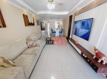 Casa · 134m² · 3 Quartos · 5 Vagas · Sobrado à venda. 3 dormitórios (1 Suíte e Sacada), 134m² - Jardim Santa Maria -