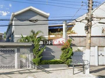 Casa · 120m² · 2 Quartos · 2 Vagas · sobrado em Condomínio a venda com 2 suítes e 2 vagas de garagem.