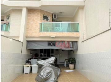 Casa de 3 quartos, São Paulo · Sobrado com 3 dormitórios à venda, 240 m² por R$ 960.000,00 - Vila Marieta - São
