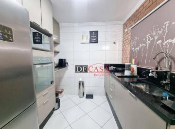 Casa · 115m² · 2 Quartos · 2 Vagas · Sobrado em condomínio com 2 suítes e 2 vagas de garagem próximo ao metrô Penha.