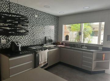 Casa · 161m² · 2 Quartos · 2 Vagas · Sobrado com 2 dormitórios à venda, 161 m² por R$ 750.000,00 - Burgo Paulista - S