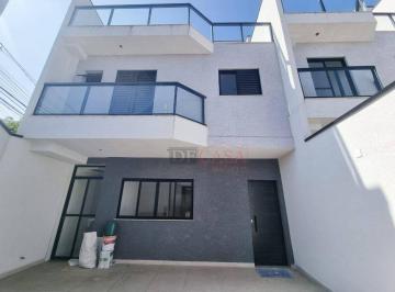 Casa · 114m² · 3 Quartos · 2 Vagas · Sobrado a venda com 3 dormitórios e 1 suíte com 2 vagas de garagem na Vila Ré.
