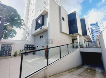 Casa · 120m² · 3 Quartos · 2 Vagas · Sobrados Novos à Venda. 3 dormitórios (1 Suíte), 2 vagas com acesso direto ao so
