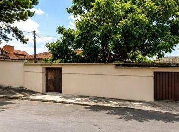 Comercial · 486m² · 4 Vagas · Casa comercial na Rua Francisco Preto, 113 • 486 m²