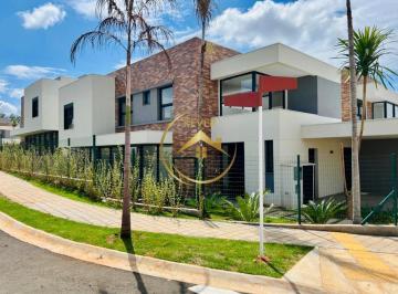 Casa · 242m² · 3 Quartos · 4 Vagas · Casa de Condomínio para venda em Alphaville Dom Pedro de 242.00m² com 3 Quartos, 3 Suites e 4 Garage
