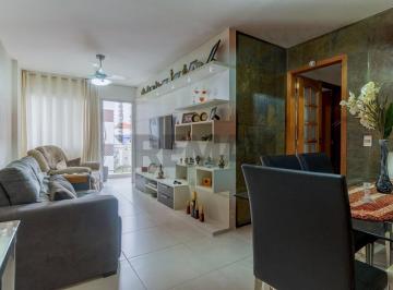 Apartamento · 81m² · 2 Quartos · 1 Vaga · Apartamento reformado de 2 quartos com suíte e vaga na escritura - Vila Isabel