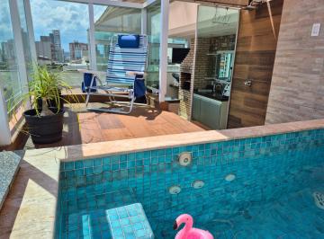 Piscina e churrasqueira · Cobertura reformada na Quadra 203 de Águas Claras