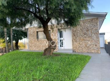 Casa · 200m² · 4 Quartos · Casa à venda - em Santa Catarina