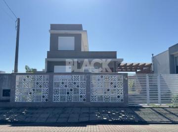 Casa · 120m² · 3 Quartos · 1 Vaga · Sobrado de 3 dormitórios no Bosque das Figueiras - SC