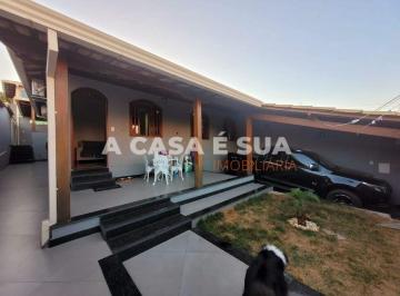 Casa · 360m² · 3 Quartos · 4 Vagas · Casa a venda com três quartos 4 vagas de garagem no Monte Castelo Contagem