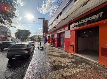 Comercial · 10m² · Loja Comercial de 9,64 m² na Avenida Governador Valadares