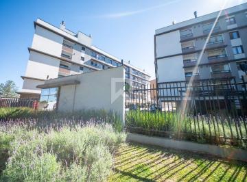 Apartamento · 48m² · 2 Quartos · 1 Vaga · Apartamento semi mobiliado em condominio clube com 2 Quartos, Condomínio Clube e 1 Vaga para Locação