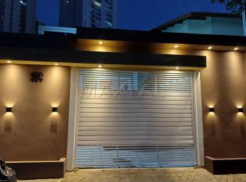 Casa · 170m² · 3 Quartos · 3 Vagas · Sobrado com 3 dormitórios, suíte quintal, cozinha, terraço e salão com churrasqueira e 3 vagas
