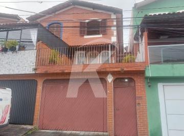 Casa · 125m² · 3 Quartos · 2 Vagas · Sobrado com 3 quartos, sala, cozinha, 2 banheiros. 2 vagas de garagem