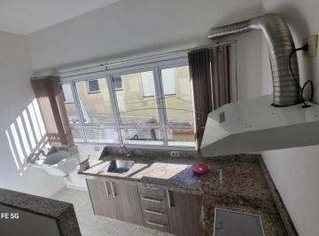 Apartamento · 32m² · 1 Quarto · 1 Vaga · Kitnet para Locação - Prédio com Elevador e Acesso por Senha / Vila Costa - Suzano