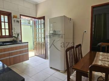 Casa · 150m² · 2 Quartos · 2 Vagas · Oportunidade - Casa - Jardim Nova Republica - 2 Dormitórios - 58m² - Estuda permuta.
