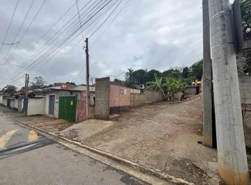 Casa · 500m² · 2 Quartos · 4 Vagas · Chácara com 2 dormitórios para venda, 500m² de terreno no bairro Santa Hermínia