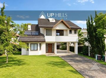 e617a8faa3e88f38ab34e7ec3fce8e56f71649af · Casa com 4 dormitórios à venda, 441 m² por R$ 3.100.000,00 - Alphaville Graciosa - Pinhais/PR
