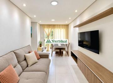 1ce4af8d74dca9a8c716dff7e81a35903cba33ab · Apartamento no Cond. Altos da Raposo na Granja Viana