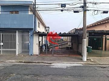 e231d4240a2152f6151d2d77a9dc1adf8cf2b6a6 · Casa à venda na Vila Leopoldina com 2 quartos, corredor lateral e potencial para reforma