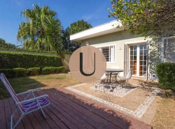 eb5ccd16024177115de6684328cff352ae4334d6 · Casa térrea com 3 suítes, jardim e quintal no Morumbi | Venda e locação