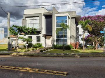 Casa de 3 quartos, Sorocaba · Sobrado de 283 m² com 3 quartos à venda no condomínio Villa do Bosque.