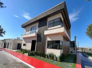 Casa · 150m² · 3 Quartos · 2 Vagas · Casa Alto Padrão Cond. Europa, Valença/BA