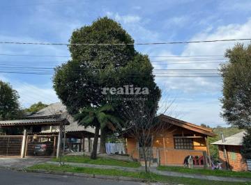 Casa · 194m² · 2 Vagas · TERRENO COM 2 CASAS EM CANELA